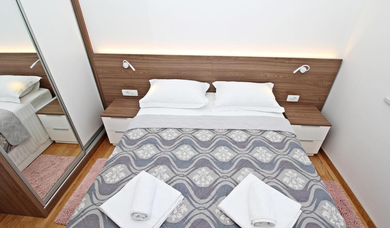 Blue Lagoon Apartments Zadar Extérieur photo